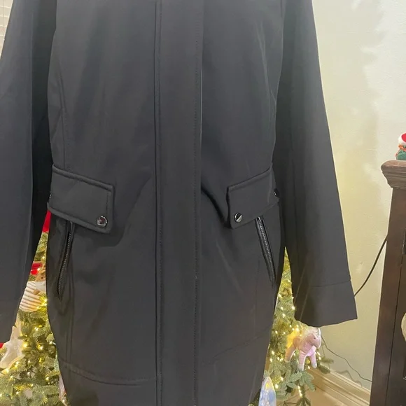 Badgley Mischka Black Paneled Thermotech Jacket - Picture 8 of 16